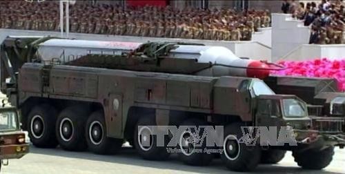 КНДР вновь неудачно запустила баллистическую ракету  - ảnh 1